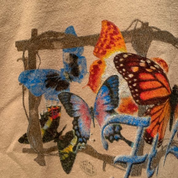 NWOT Size L Florida Tan T-shirt w/butterflies - Picture 2 of 9